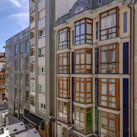 Numa Guilhou Gijon
